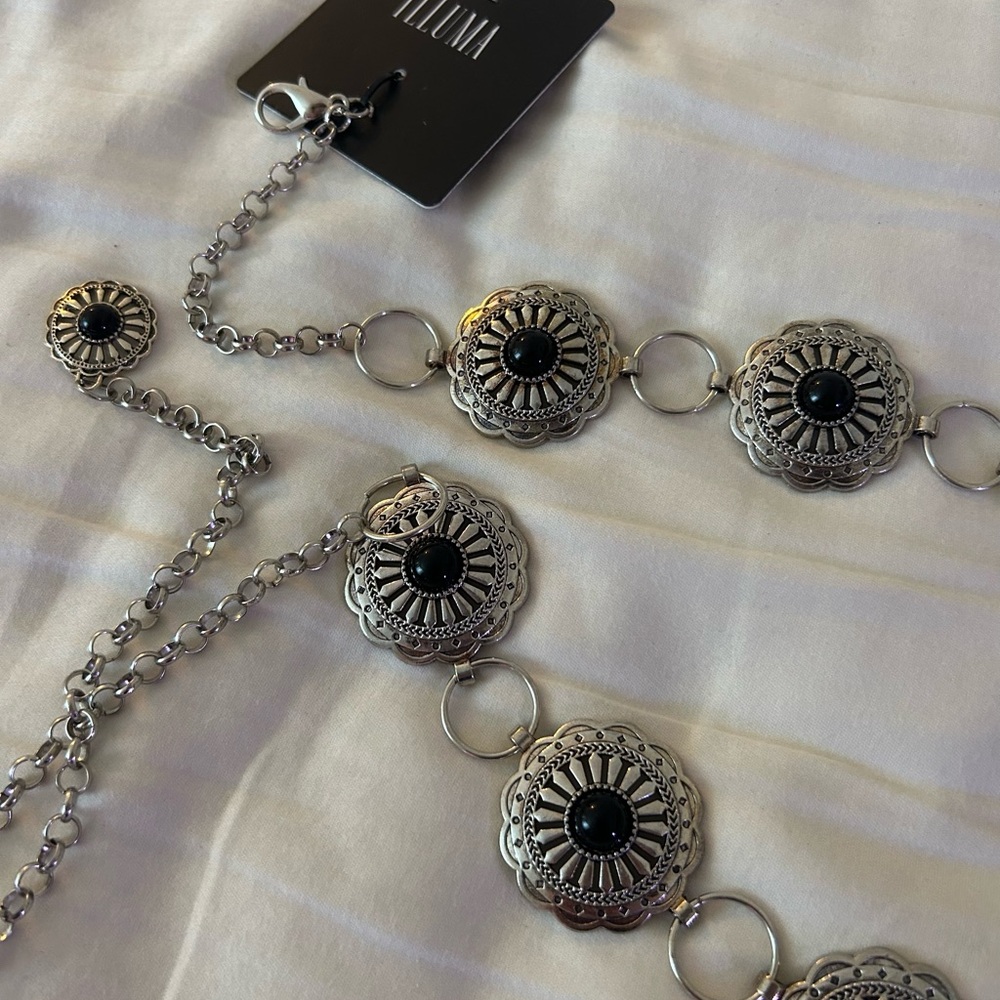 Silver and Black Floral Chain Belt